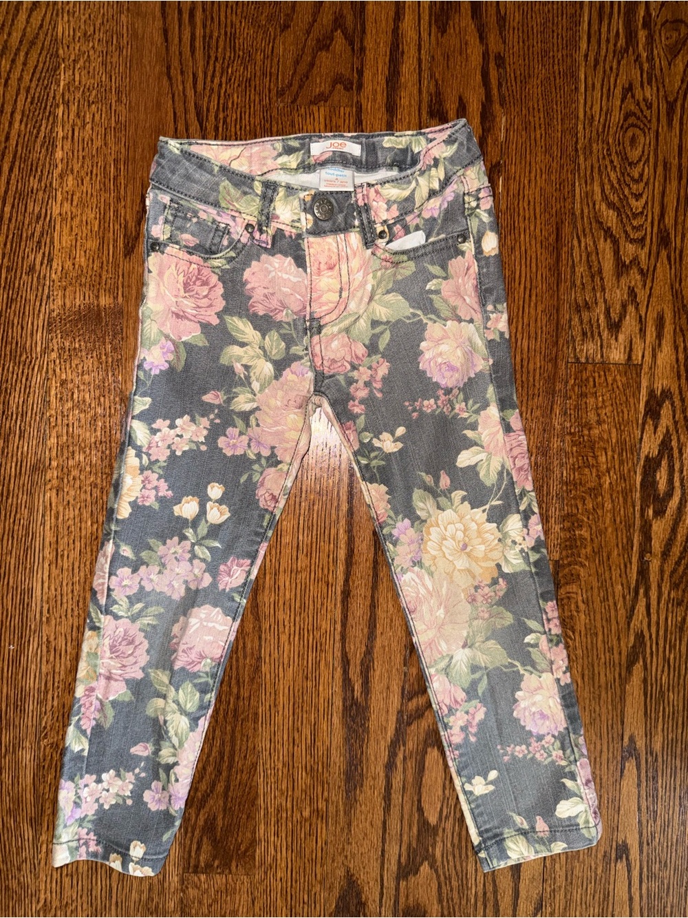 Joe Fresh Floral Skinny Jeans in Gray with Pink & Cream Blooms
